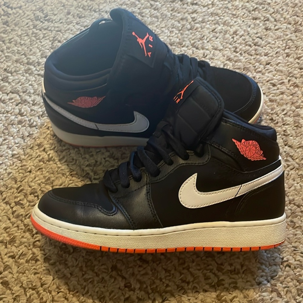 Jordan Kids Shoes Black and White